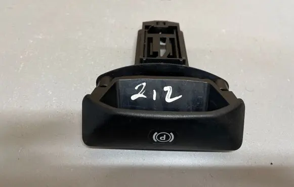 Mercedes-Benz E W212 Hand brake release handle A2044200177