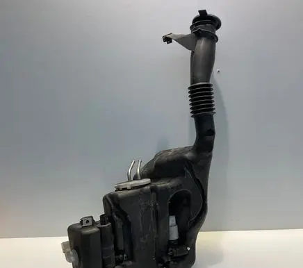 Mercedes-Benz GLK (X204) Windshield washer fluid reservoir/tank A2048690920 2048690920