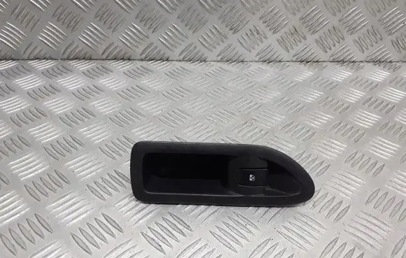 Renault Laguna II Electric window control switch 8200317494