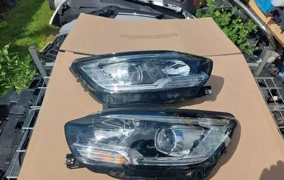 Renault Scenic IV - Grand scenic IV Headlights/headlamps set 260606727R 260101685R
