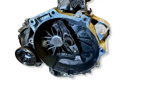 Volkswagen Golf Plus Manual 5 speed gearbox 0AJ301103A 0AH301103B