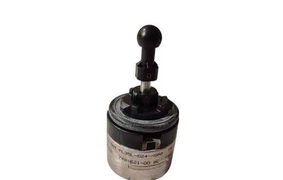 Volkswagen Touareg II Headlight level adjustment motor 74862100AC PL35L024KGH