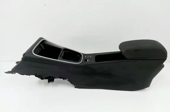 Jeep Avenger Center console 735763546