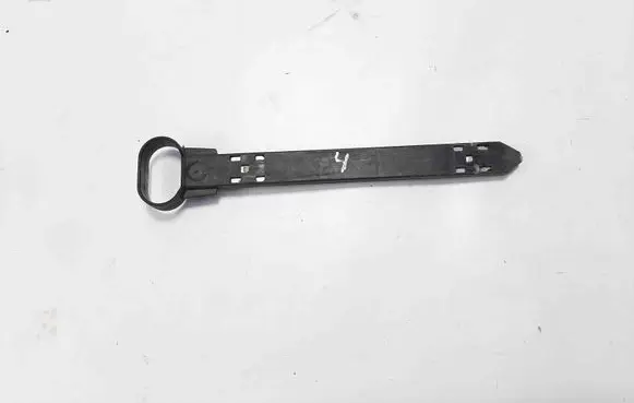 Headlight/headlamp mounting bracket