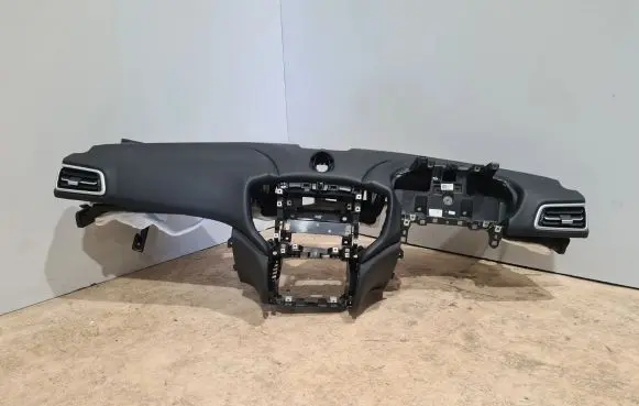 Maserati Ghibli Dashboard 670017252