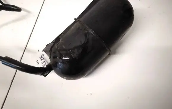 Volvo V70 Vacuum air tank 