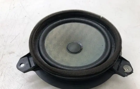 Toyota Avensis T270 Rear door speaker 15012C2