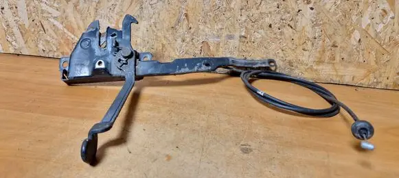 Hyundai Terracan Engine bonnet/hood lock/catch 608097