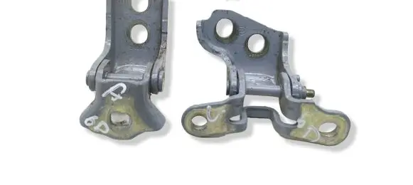 Rear door hinge set