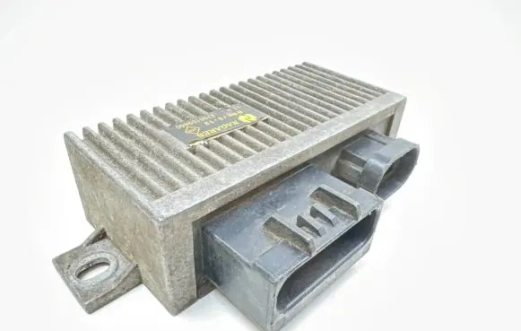 Renault Kangoo I Coolant fan relay 7700109860 BRE7512