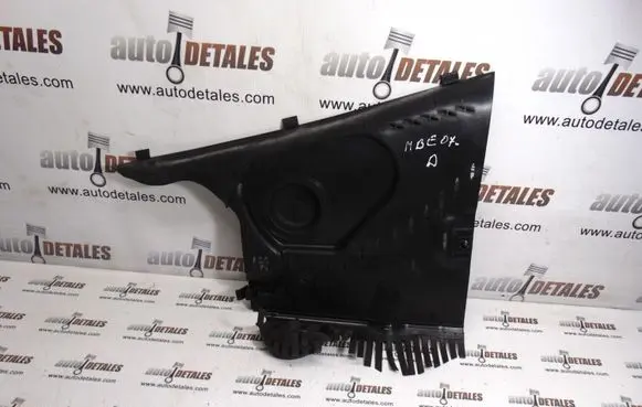 Mercedes-Benz E W211 Other engine bay part A2118300813