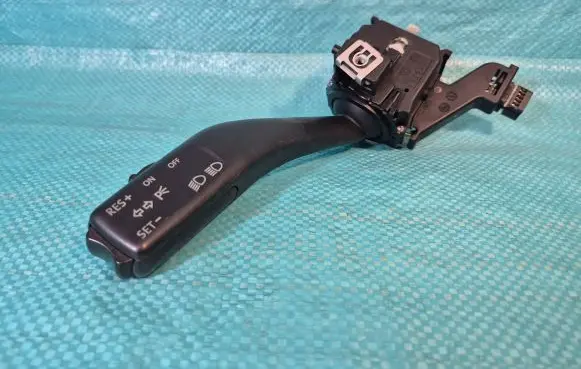 Volkswagen Golf V Indicator stalk 1K0953513A 01103501 10350143045701