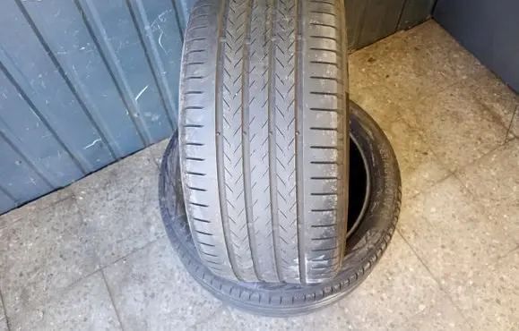 Bentley Continental R15 summer tire 
