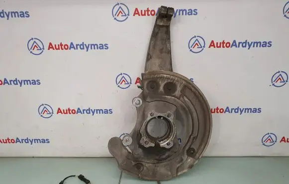 BMW 7 G11 G12 Front wheel hub spindle knuckle 6879172 31206879172