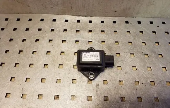 Audi A4 S4 B6 8E 8H ESP acceleration yaw rate sensor 8E0907637A 0265005245