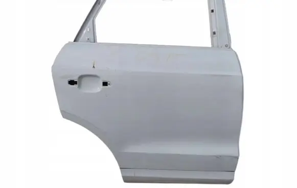 Audi Q3 8U Rear door