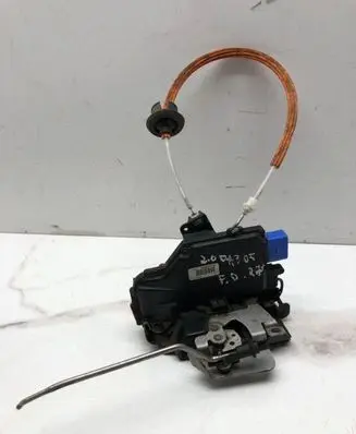 Audi A3 S3 8P Front door lock 4E2837016