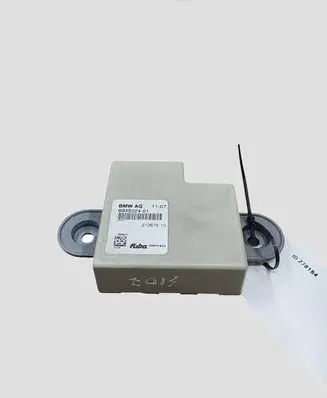 BMW 7 E65 E66 Antenna control unit 6935024 21367510 693502401