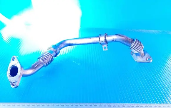Volkswagen Crafter Engine coolant pipe/hose 0761315250