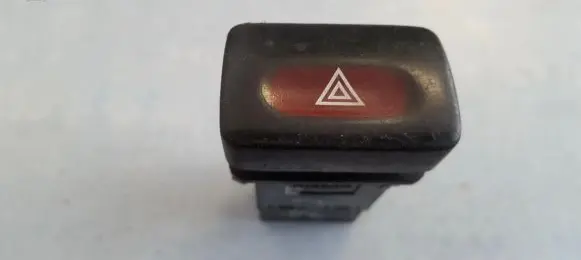 Nissan Sunny Hazard light switch