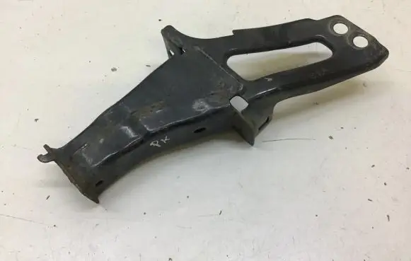 Volvo XC60 Front bumper shock/impact absorber 