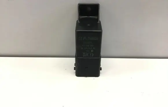 Citroen C4 I Picasso Glow plug pre-heat relay 9802424080