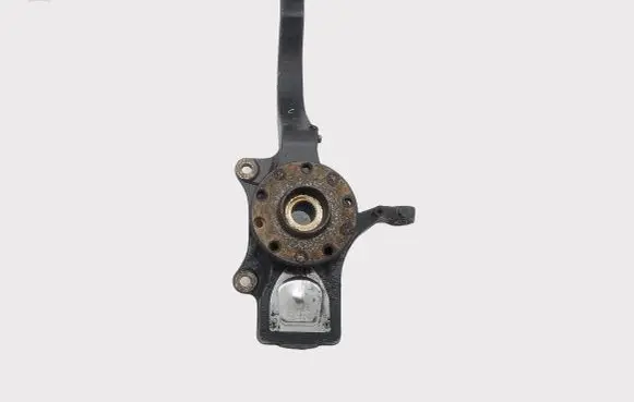 Front wheel hub