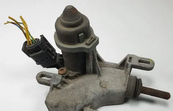 Jaguar XF X250 Clutch master cylinder 0003226V016