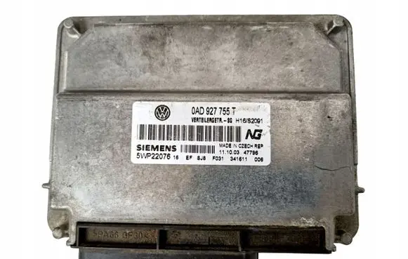 Volkswagen Touareg I Gearbox control unit/module 0AD927755T