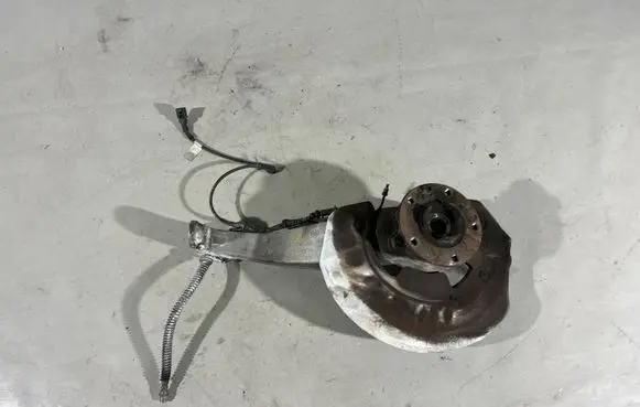 Porsche Cayenne (92A) Front wheel hub spindle knuckle 95834115600 95834190100 95835558201