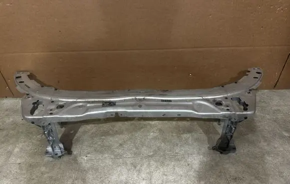 Mercedes-Benz C W205 Radiator support slam panel A2056225600