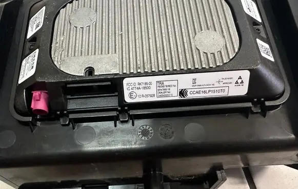 Volkswagen Golf VII Wireless charging module 5NA980611
