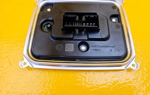 Mercedes-Benz E W214 Voltage converter/converter module A257636590100 A2969015600 A2969024301