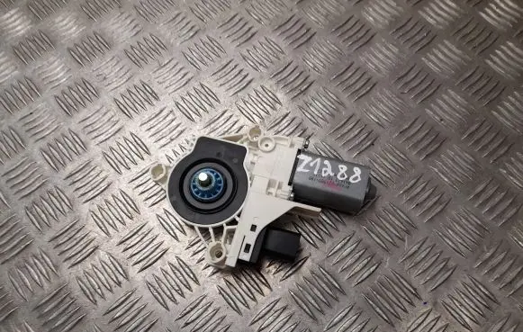Tesla Model Y Front door window regulator motor E73109101