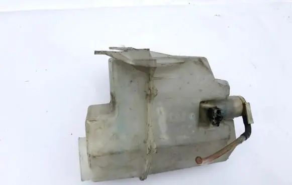 Nissan Almera Windshield washer fluid reservoir/tank 2224573a