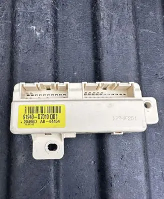KIA Sportage Fuse module 91940D7010