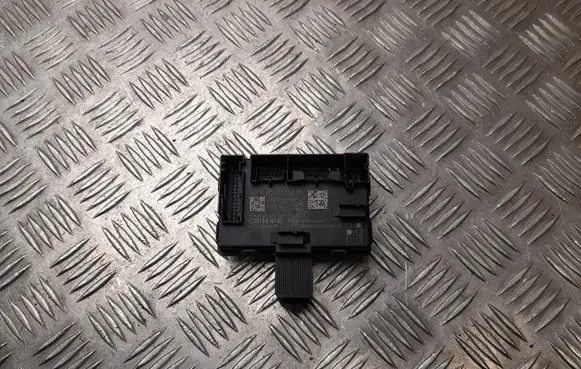 Audi Q7 4M Door control unit/module 4M0959592H