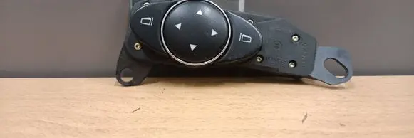 Mercedes-Benz E W211 Wing mirror switch 2118208310 03211010