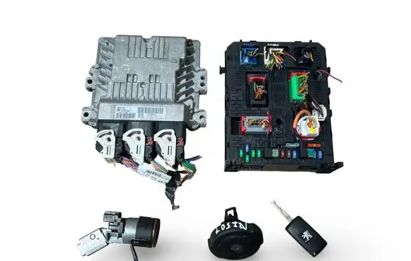 Peugeot 3008 I Engine ECU kit and lock set S180075002L 9678686080