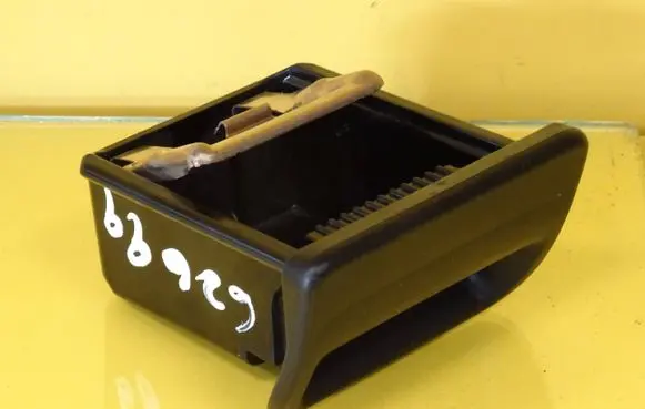 Mazda 626 Car ashtray GE4T251 GE4T2513 FAGE4T2513