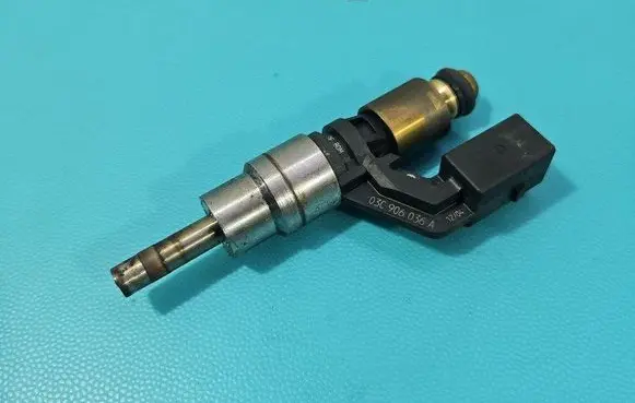 Audi A3 S3 8P Fuel injector 0261500016 IMPRK1506824