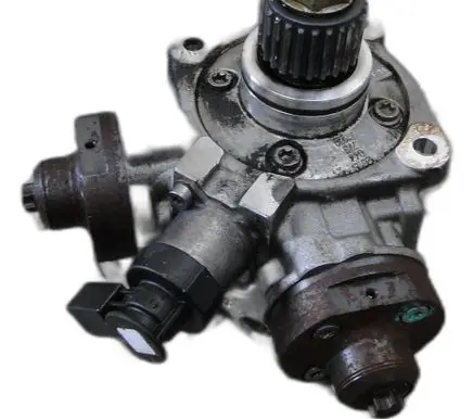 Audi A6 S6 C7 4G Fuel injection high pressure pump