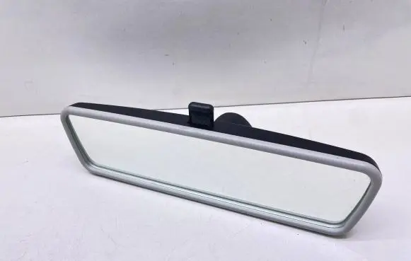 Volkswagen Caddy Rear view mirror (interior) E1021065
