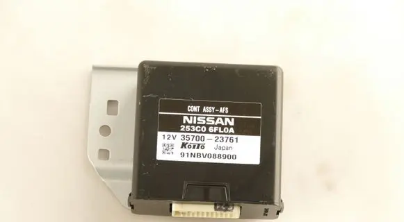 Nissan X-Trail T32 Light module LCM 253C06FL0A