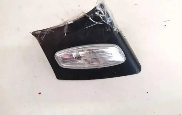 Peugeot 207 Mirror indicator light 96801951xt