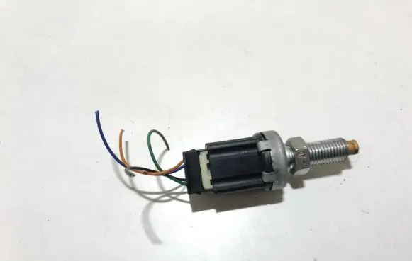 Toyota Prius (XW20) Brake pedal sensor switch
