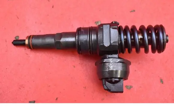 Seat Altea XL Fuel injector 038130073AG