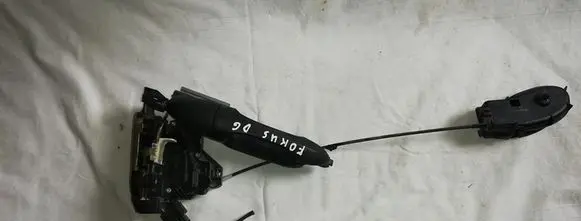 Ford Focus Rear door lock 2S4AA26412BB