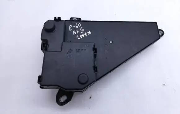 BMW 5 E60 E61 Fuse box set 6906619
