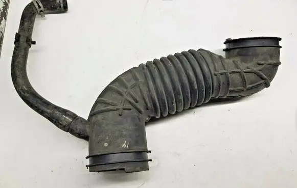 Ford Mondeo Mk III Air intake hose/pipe 1S719C623AH nr4084